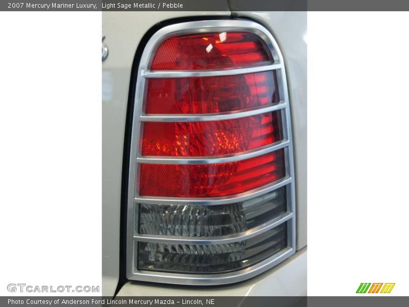 Light Sage Metallic / Pebble 2007 Mercury Mariner Luxury