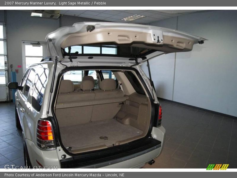Light Sage Metallic / Pebble 2007 Mercury Mariner Luxury
