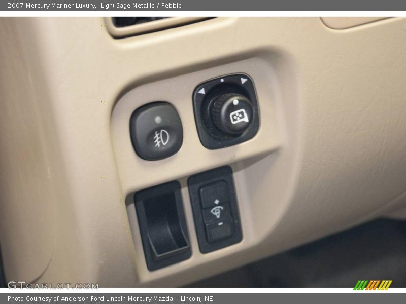 Light Sage Metallic / Pebble 2007 Mercury Mariner Luxury