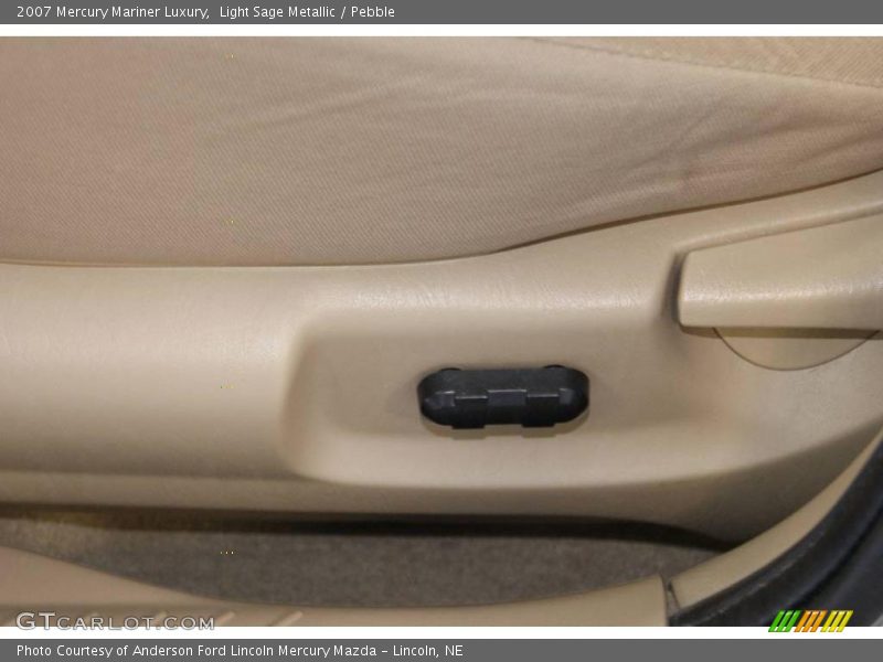 Light Sage Metallic / Pebble 2007 Mercury Mariner Luxury