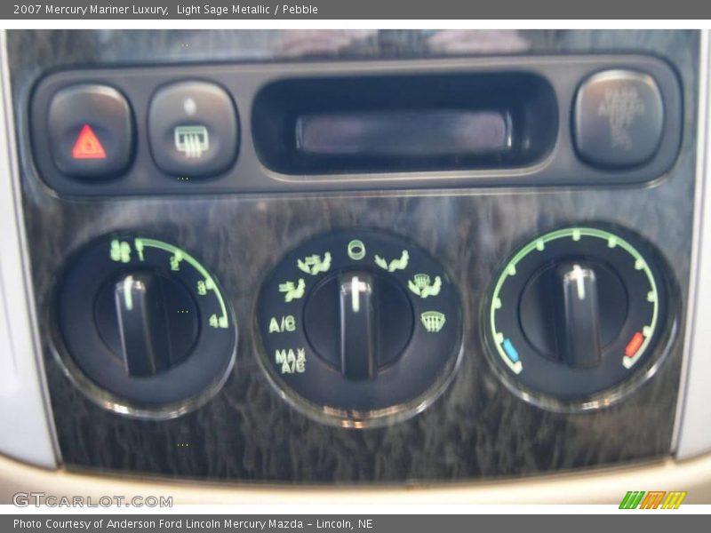 Light Sage Metallic / Pebble 2007 Mercury Mariner Luxury