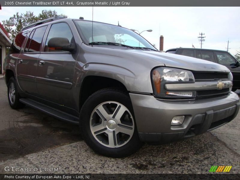 Graystone Metallic / Light Gray 2005 Chevrolet TrailBlazer EXT LT 4x4