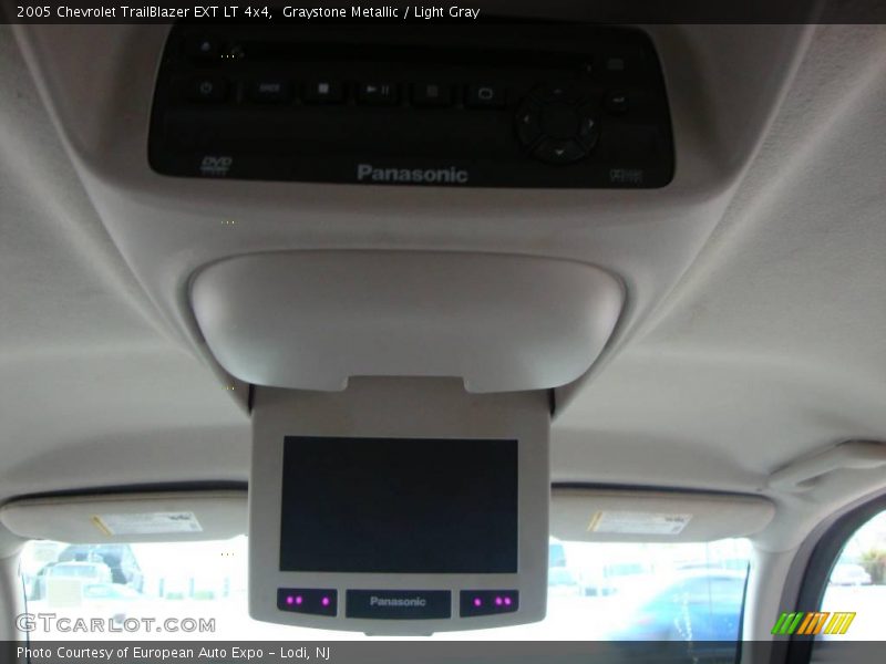 Graystone Metallic / Light Gray 2005 Chevrolet TrailBlazer EXT LT 4x4