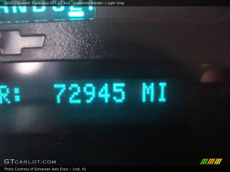 Graystone Metallic / Light Gray 2005 Chevrolet TrailBlazer EXT LT 4x4