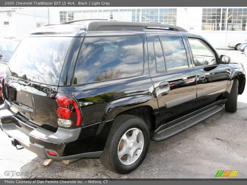 Black / Light Gray 2005 Chevrolet TrailBlazer EXT LS 4x4