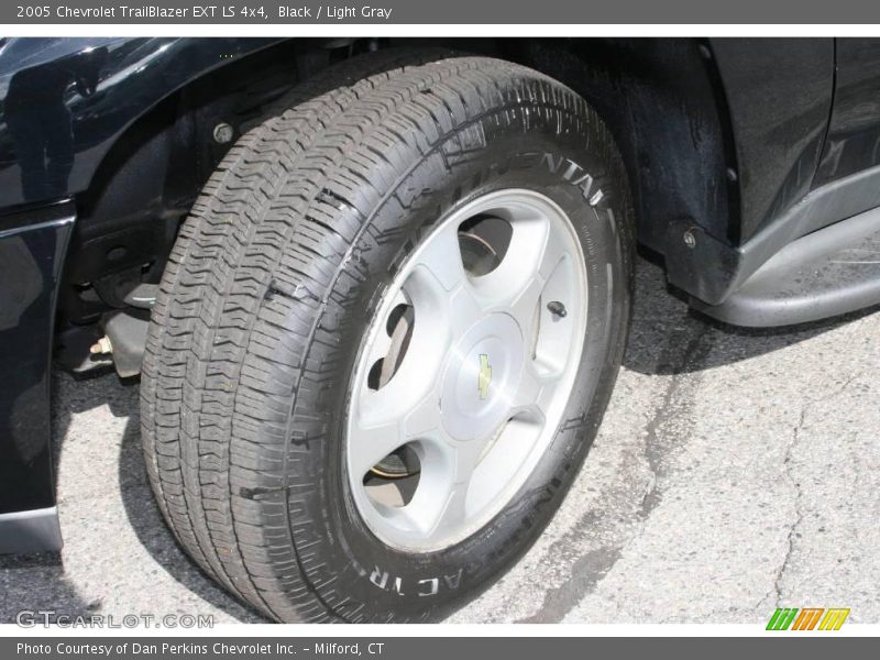 Black / Light Gray 2005 Chevrolet TrailBlazer EXT LS 4x4
