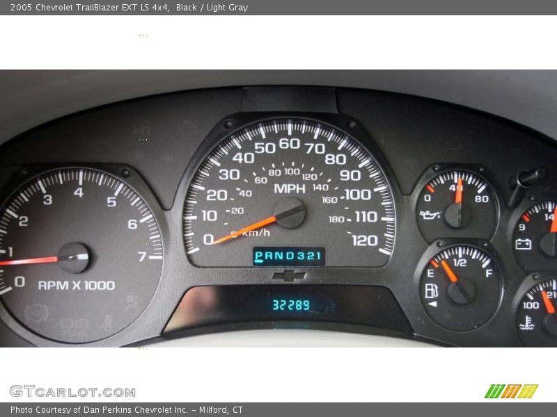 Black / Light Gray 2005 Chevrolet TrailBlazer EXT LS 4x4