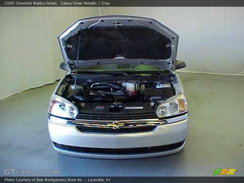Galaxy Silver Metallic / Gray 2005 Chevrolet Malibu Sedan