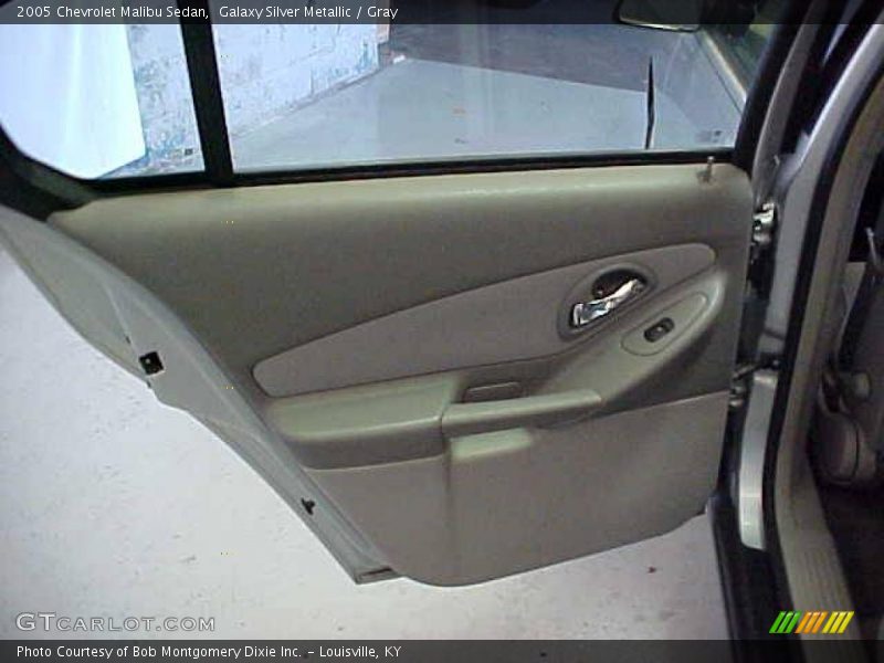 Galaxy Silver Metallic / Gray 2005 Chevrolet Malibu Sedan