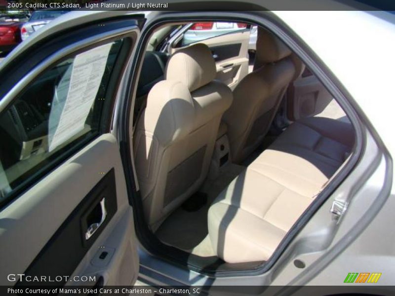 Light Platinum / Light Neutral 2005 Cadillac CTS Sedan