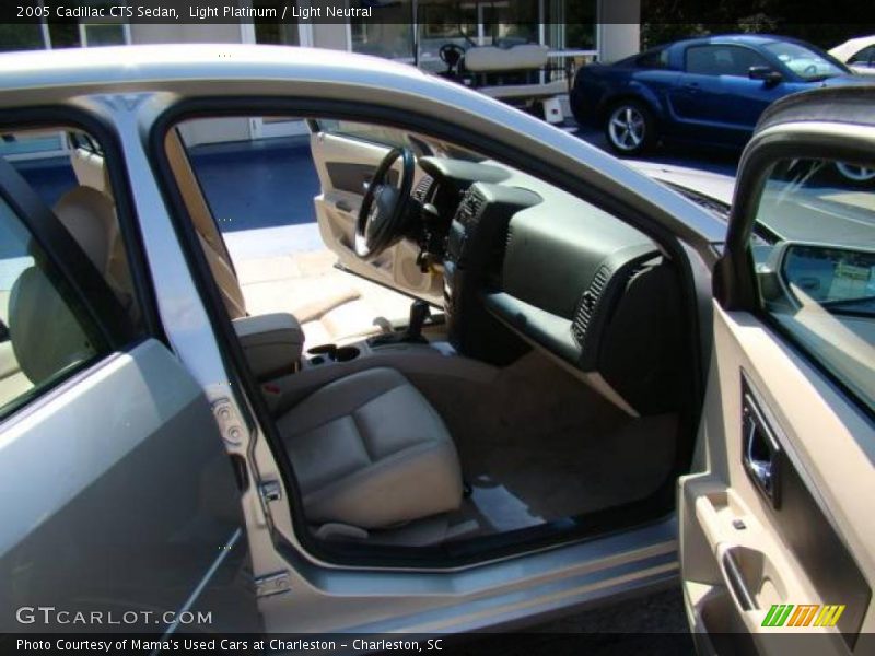 Light Platinum / Light Neutral 2005 Cadillac CTS Sedan