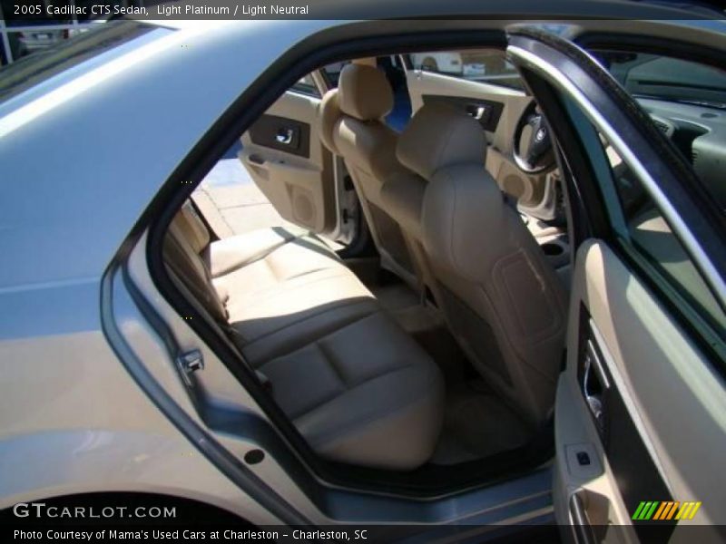Light Platinum / Light Neutral 2005 Cadillac CTS Sedan