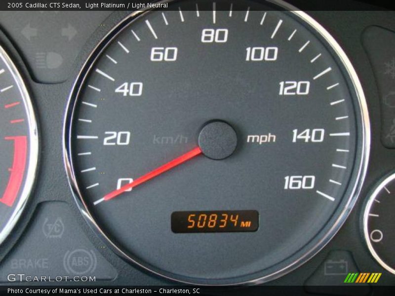 Light Platinum / Light Neutral 2005 Cadillac CTS Sedan