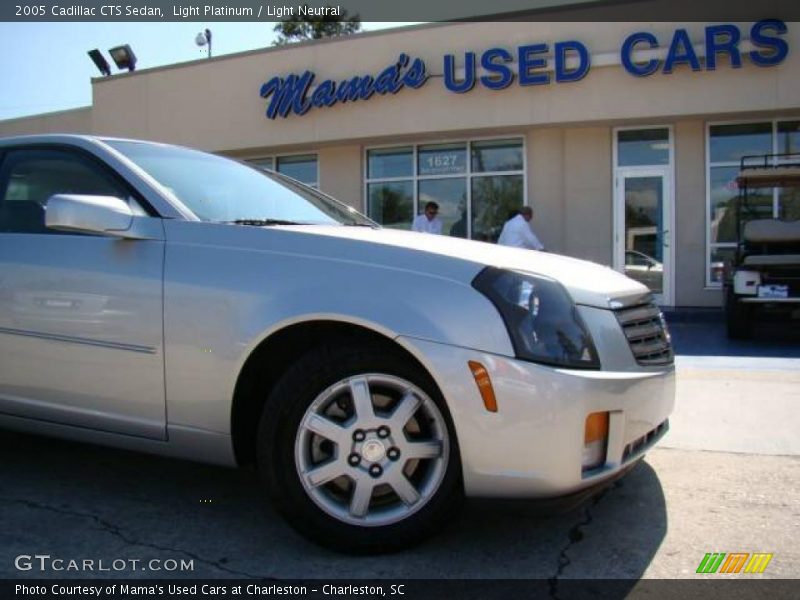 Light Platinum / Light Neutral 2005 Cadillac CTS Sedan
