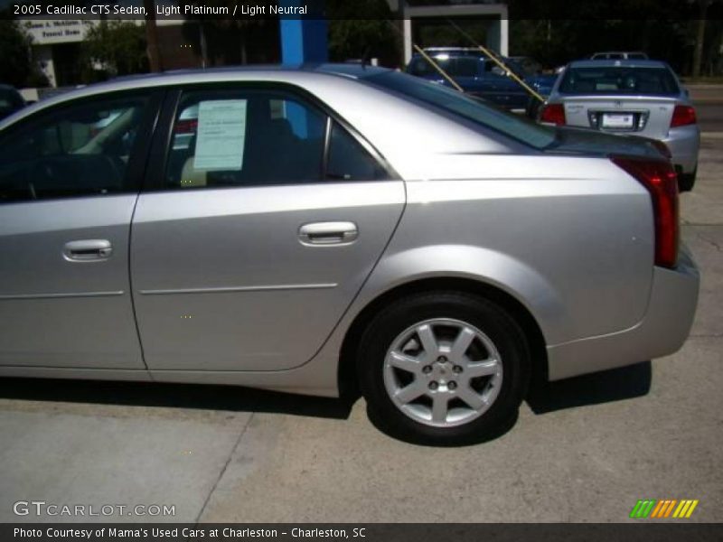 Light Platinum / Light Neutral 2005 Cadillac CTS Sedan