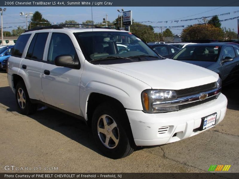 Summit White / Light Gray 2006 Chevrolet TrailBlazer LS 4x4