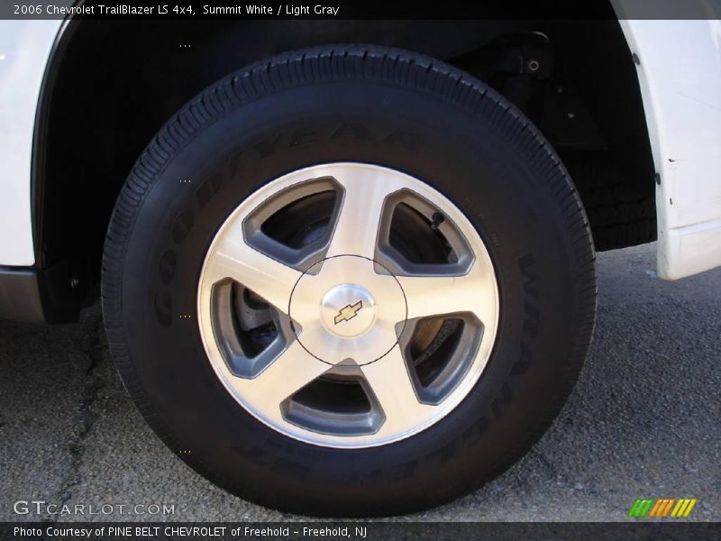 Summit White / Light Gray 2006 Chevrolet TrailBlazer LS 4x4