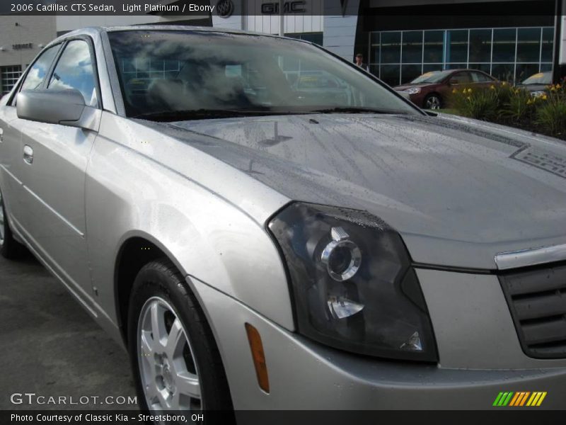 Light Platinum / Ebony 2006 Cadillac CTS Sedan