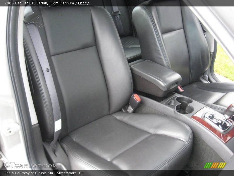 Light Platinum / Ebony 2006 Cadillac CTS Sedan