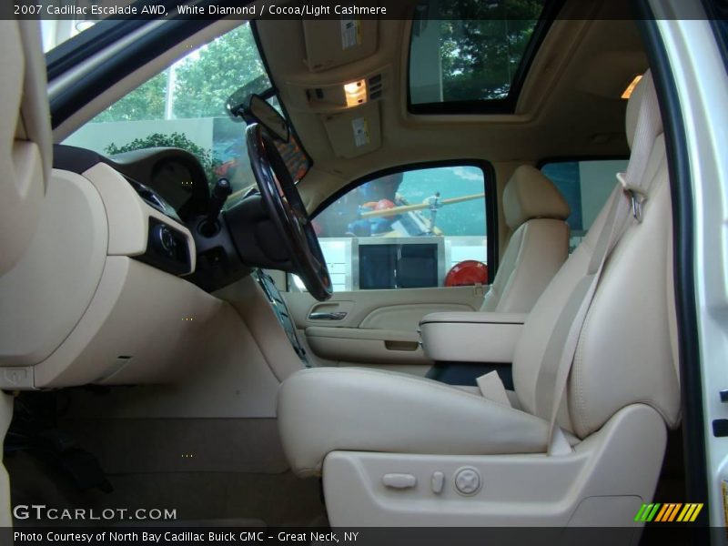White Diamond / Cocoa/Light Cashmere 2007 Cadillac Escalade AWD