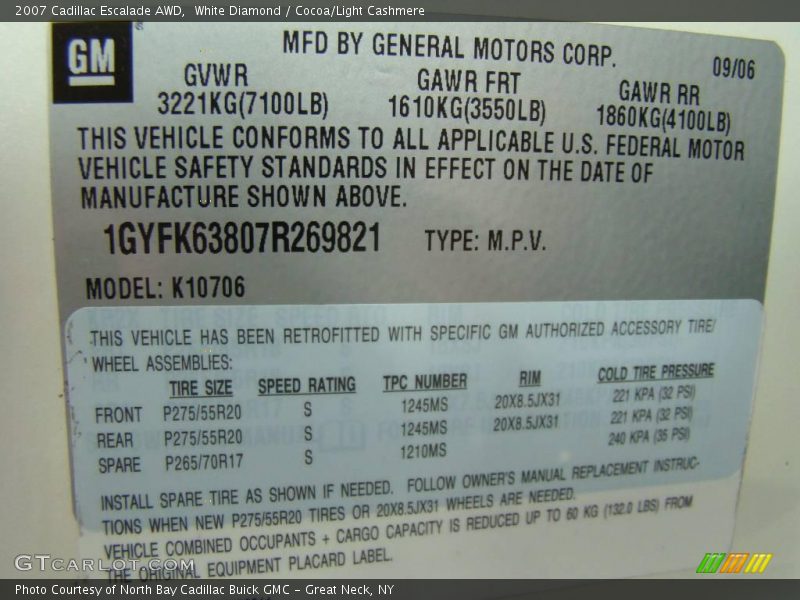 White Diamond / Cocoa/Light Cashmere 2007 Cadillac Escalade AWD