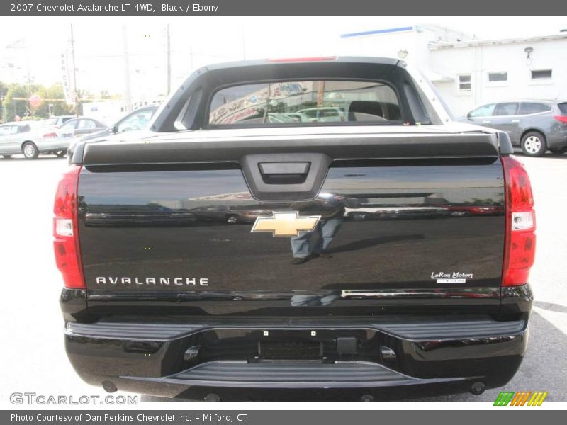 Black / Ebony 2007 Chevrolet Avalanche LT 4WD