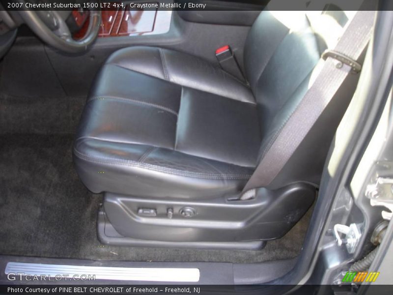 Graystone Metallic / Ebony 2007 Chevrolet Suburban 1500 LTZ 4x4