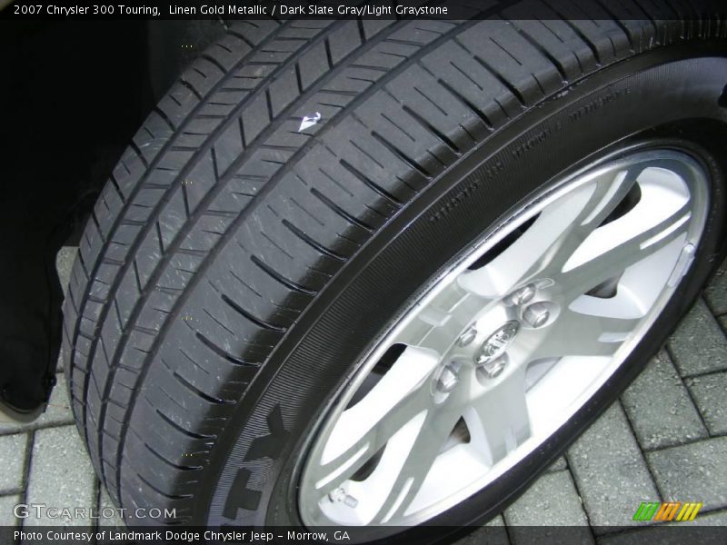 Linen Gold Metallic / Dark Slate Gray/Light Graystone 2007 Chrysler 300 Touring