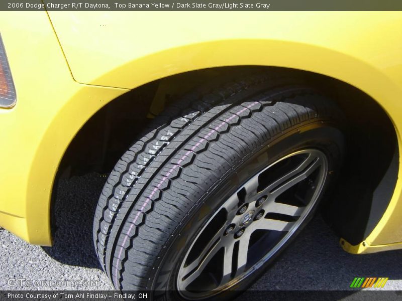 Top Banana Yellow / Dark Slate Gray/Light Slate Gray 2006 Dodge Charger R/T Daytona