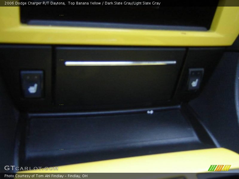 Top Banana Yellow / Dark Slate Gray/Light Slate Gray 2006 Dodge Charger R/T Daytona