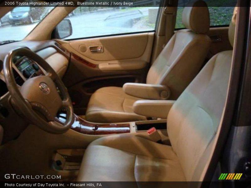 Bluestone Metallic / Ivory Beige 2006 Toyota Highlander Limited 4WD