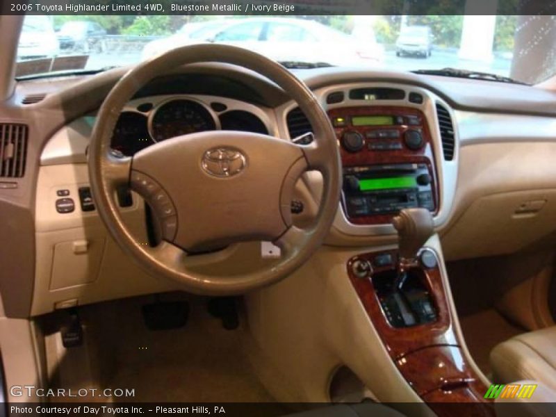 Bluestone Metallic / Ivory Beige 2006 Toyota Highlander Limited 4WD