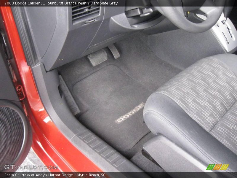 Sunburst Orange Pearl / Dark Slate Gray 2008 Dodge Caliber SE