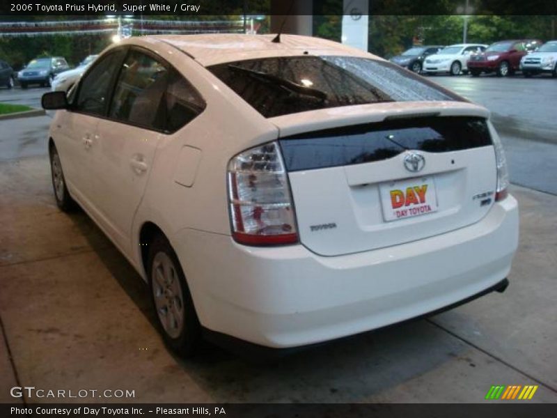 Super White / Gray 2006 Toyota Prius Hybrid