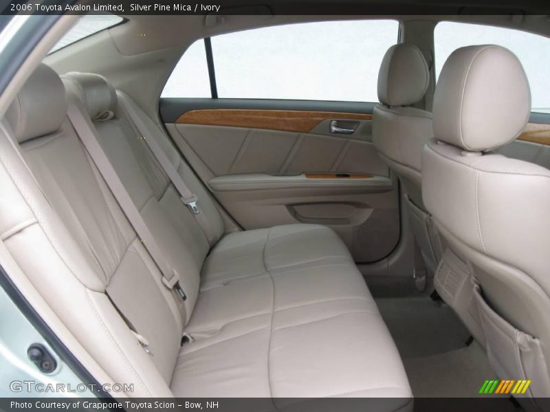 Silver Pine Mica / Ivory 2006 Toyota Avalon Limited