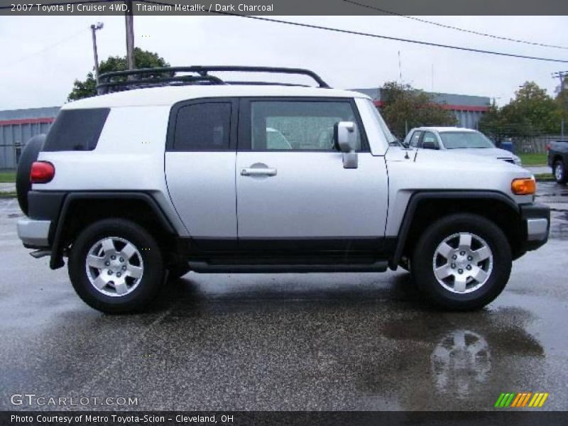 Titanium Metallic / Dark Charcoal 2007 Toyota FJ Cruiser 4WD