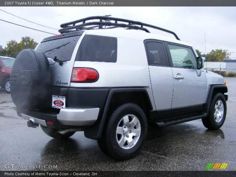 Titanium Metallic / Dark Charcoal 2007 Toyota FJ Cruiser 4WD