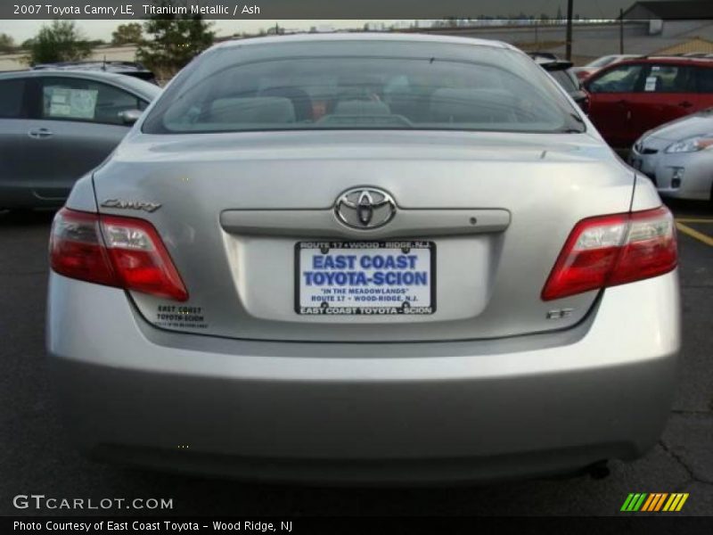 Titanium Metallic / Ash 2007 Toyota Camry LE
