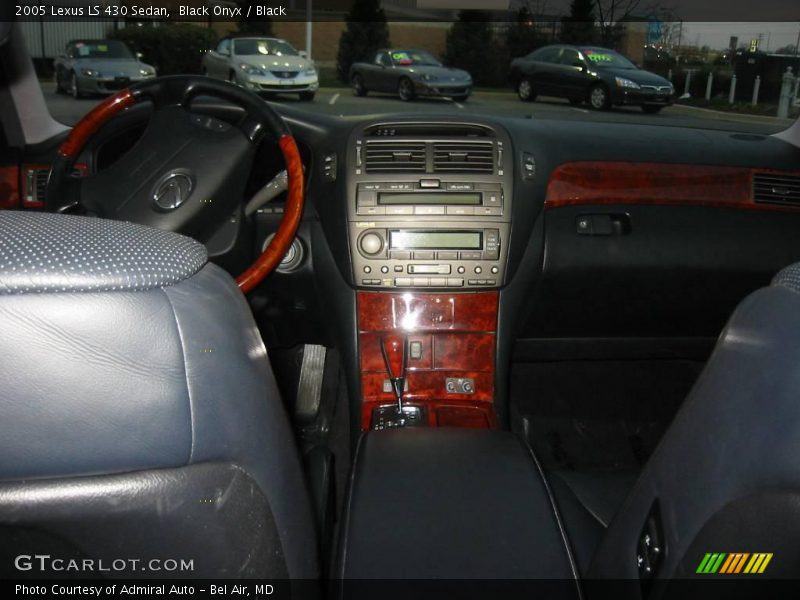 Black Onyx / Black 2005 Lexus LS 430 Sedan