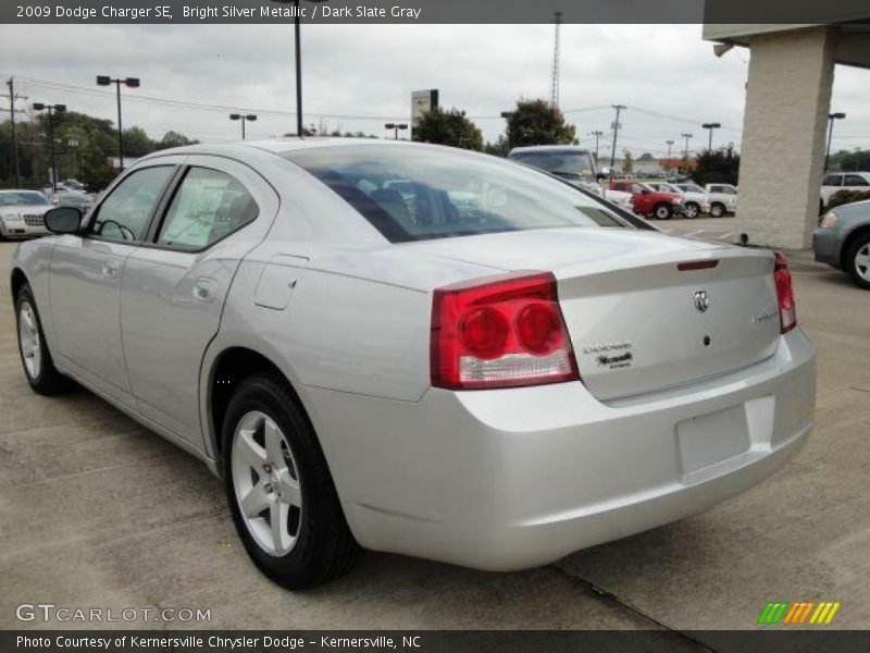 Bright Silver Metallic / Dark Slate Gray 2009 Dodge Charger SE