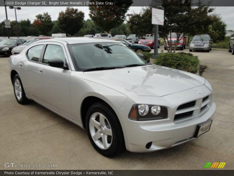 Bright Silver Metallic / Dark Slate Gray 2009 Dodge Charger SE