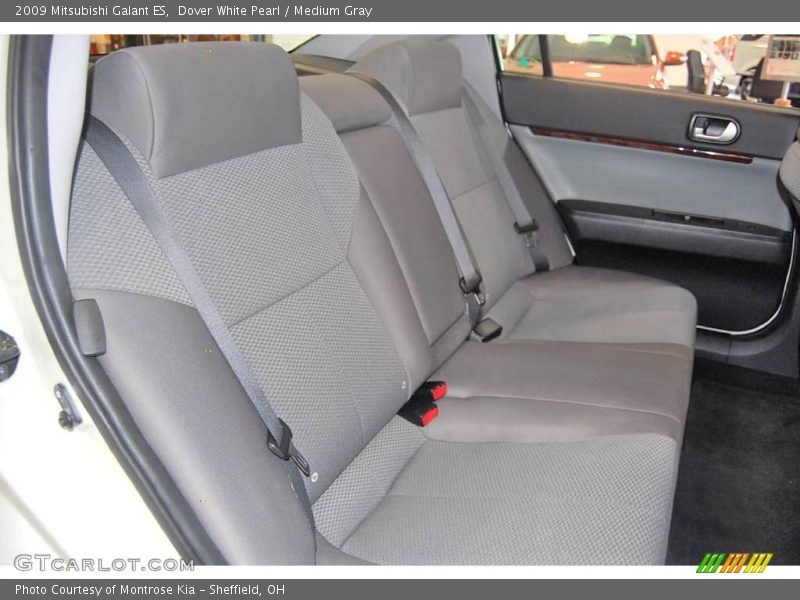 Dover White Pearl / Medium Gray 2009 Mitsubishi Galant ES