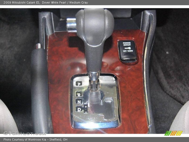 Dover White Pearl / Medium Gray 2009 Mitsubishi Galant ES