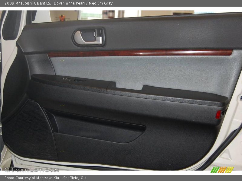 Dover White Pearl / Medium Gray 2009 Mitsubishi Galant ES