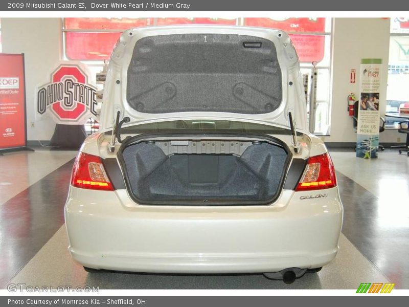 Dover White Pearl / Medium Gray 2009 Mitsubishi Galant ES