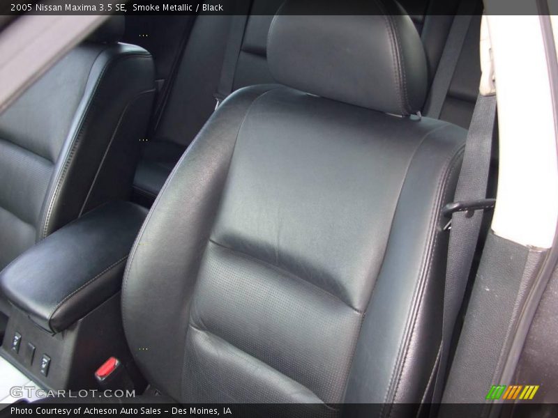 Smoke Metallic / Black 2005 Nissan Maxima 3.5 SE