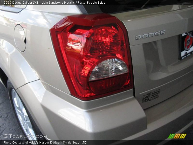 Light Sandstone Metallic / Pastel Pebble Beige 2009 Dodge Caliber SXT