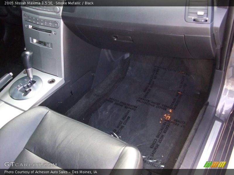 Smoke Metallic / Black 2005 Nissan Maxima 3.5 SE