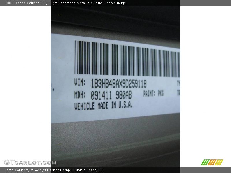 Light Sandstone Metallic / Pastel Pebble Beige 2009 Dodge Caliber SXT