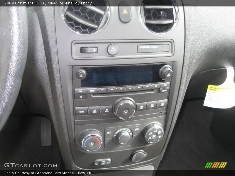 Silver Ice Metallic / Ebony 2009 Chevrolet HHR LT